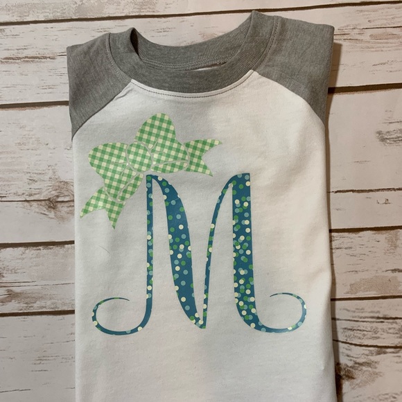 NWOT “M” monogram raglan shirt with bow - custom! - Picture 4 of 4